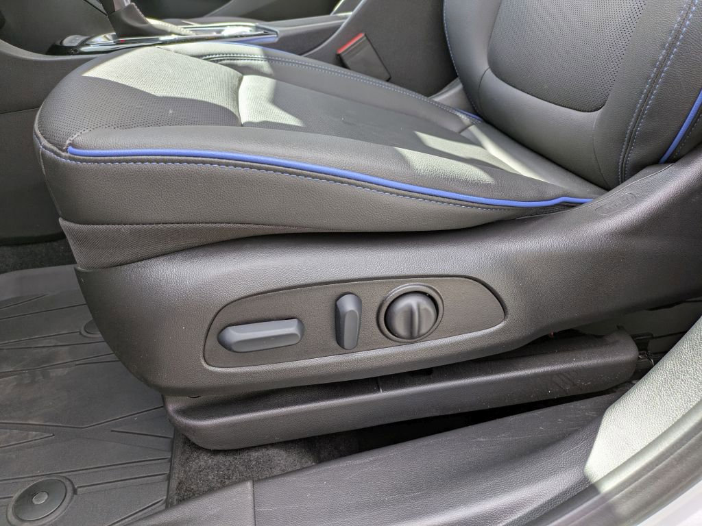 Certified 2026 Buick Encore GX Sport Touring w/ Advanced Technology Package AWD/4WD image 13