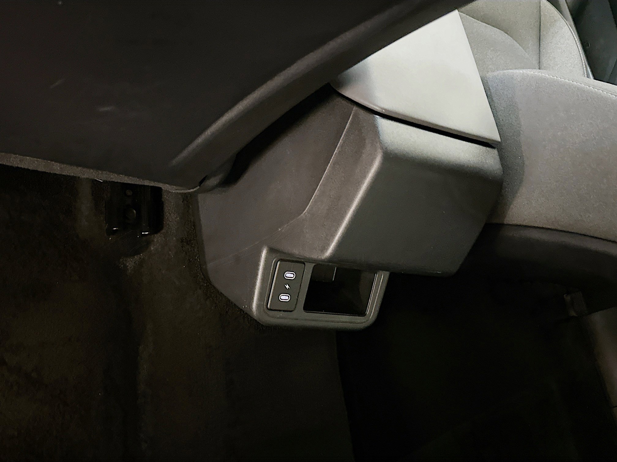 Used 2025 Kia K4 LXS image 28