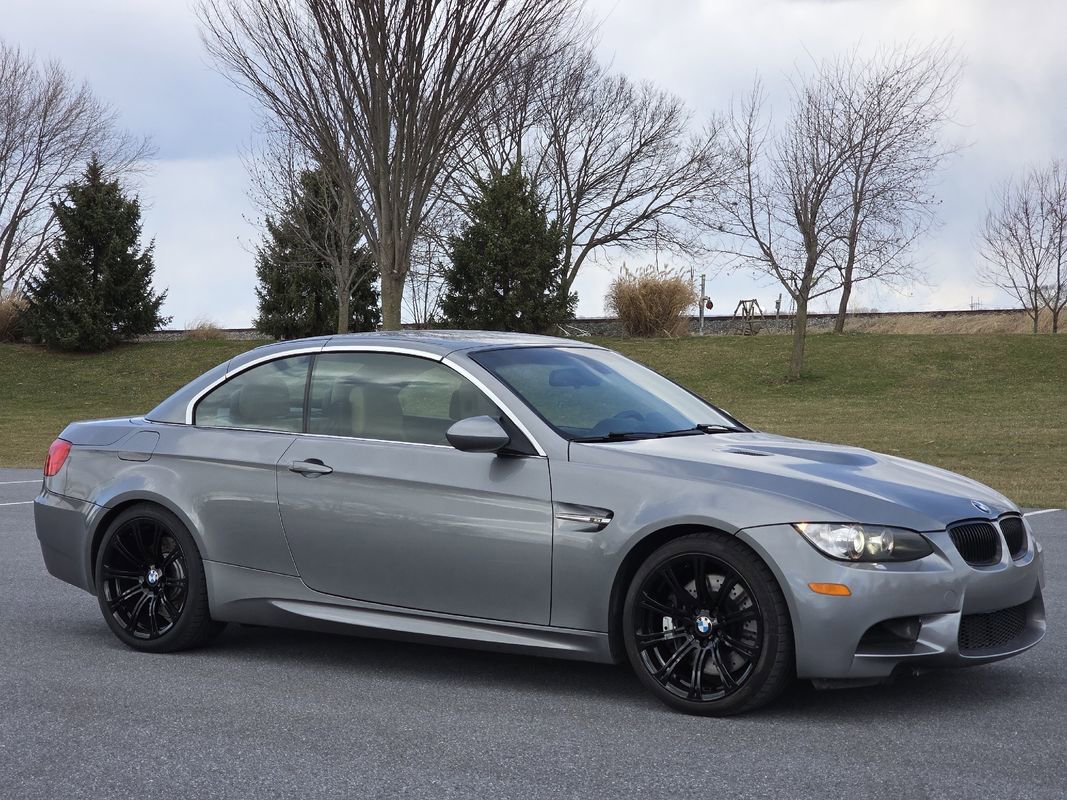Used 2013 BMW M3 Convertible image 9