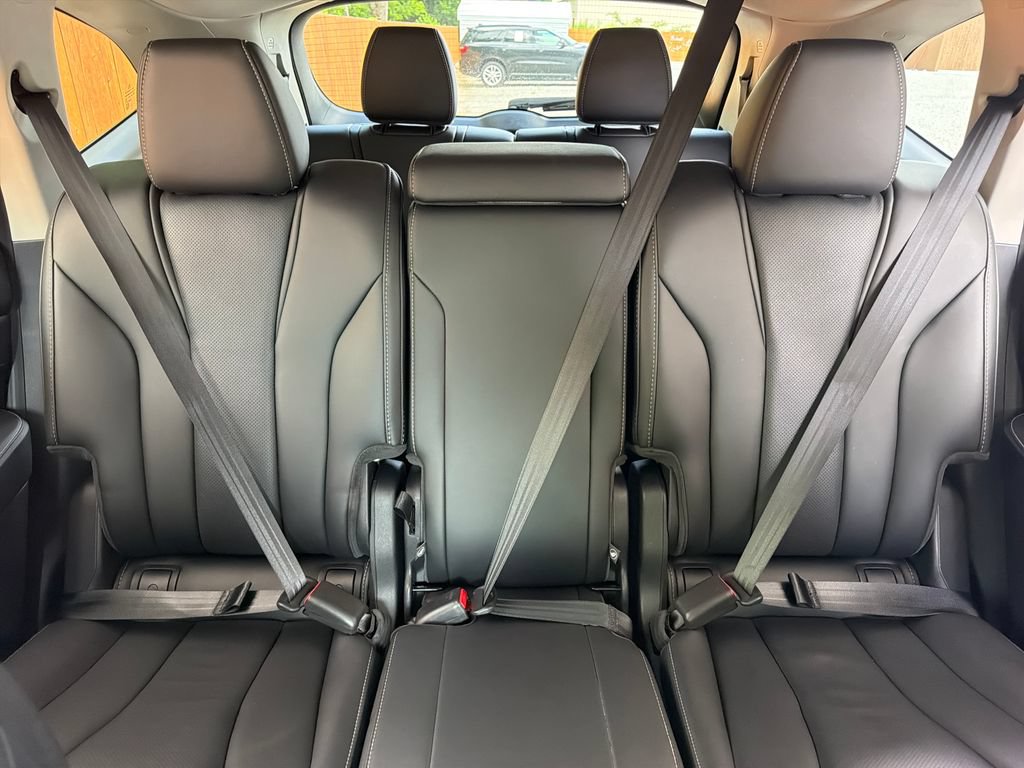 Used 2024 Acura MDX w/ Technology Package FWD image 30