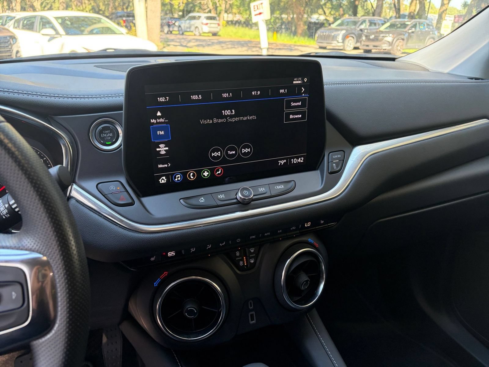 Used 2026 Chevrolet Blazer LT FWD image 19