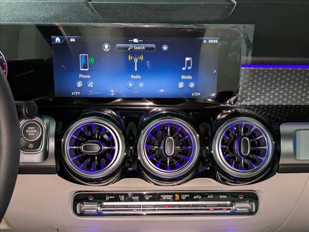 New 2025 Mercedes-Benz GLB 250 4MATIC image 14