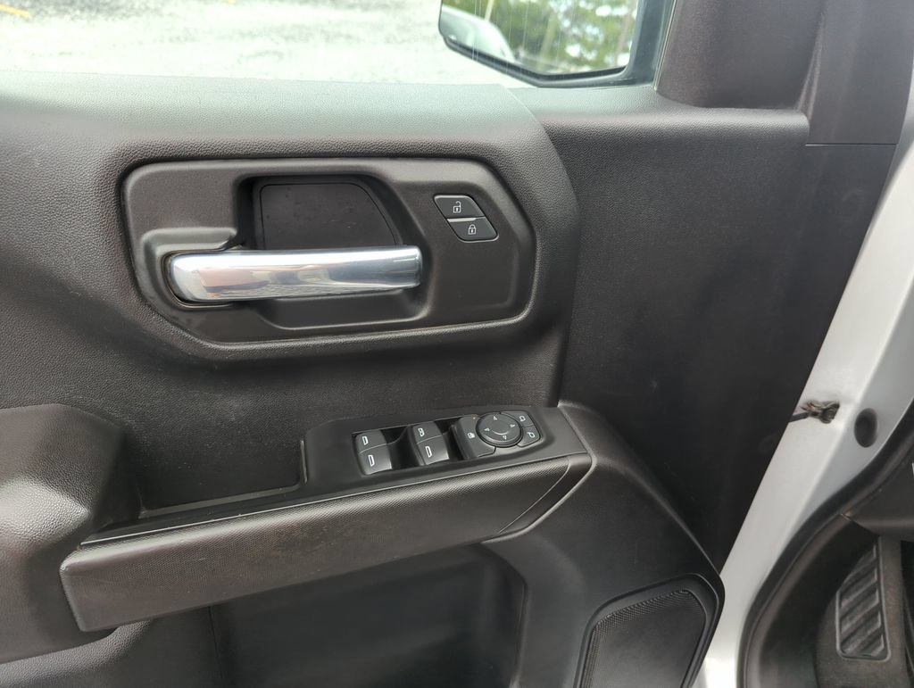 Used 2021 Chevrolet Silverado 1500 Custom Trail Boss w/ LPO, Dark Essentials Package AWD/4WD image 18