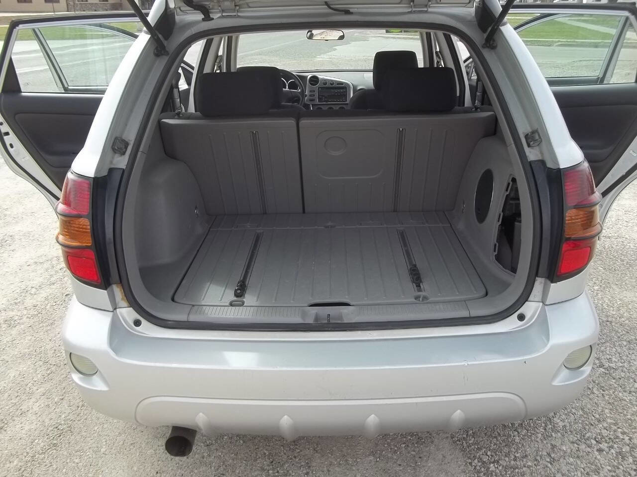 Used 2005 Pontiac Vibe w/ Power Group Value Package image 14