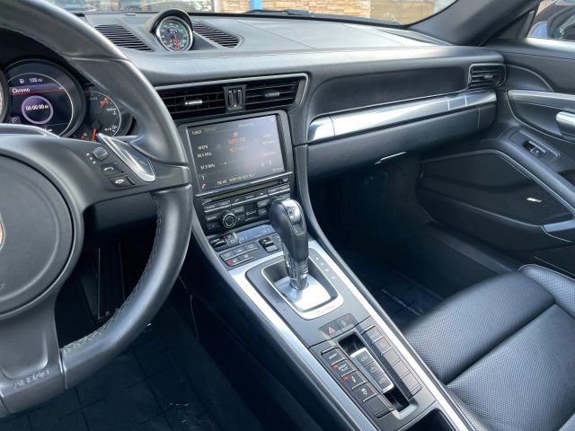 Used 2014 Porsche 911 Turbo image 26