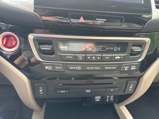 Used 2018 Honda Pilot Touring image 24