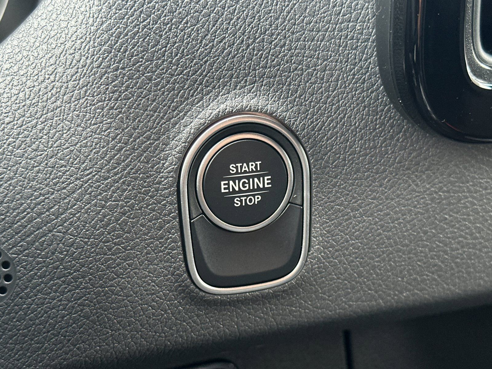 New 2026 Mercedes-Benz Sprinter 2500 image 21