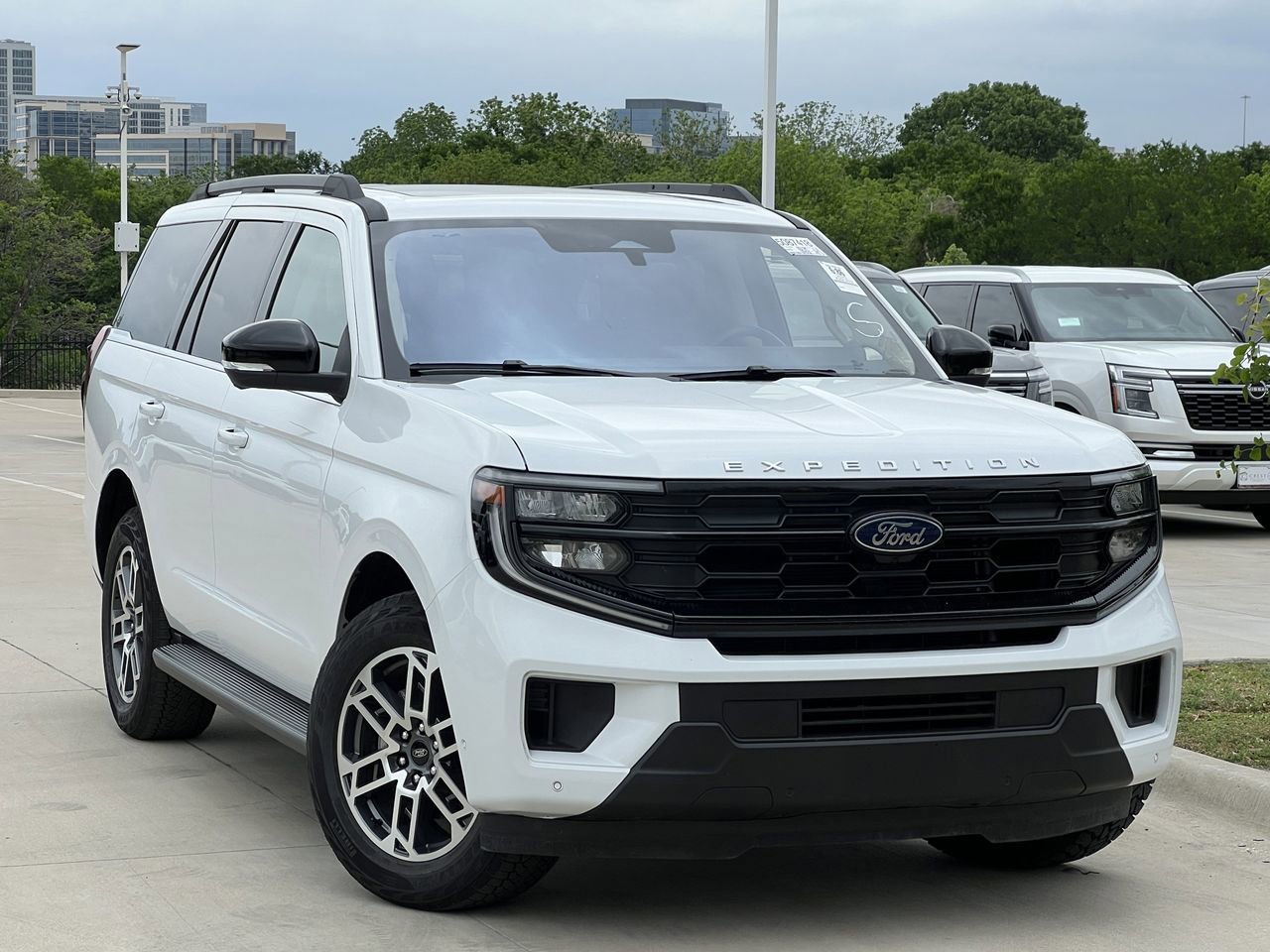 Used 2025 Ford Expedition Active