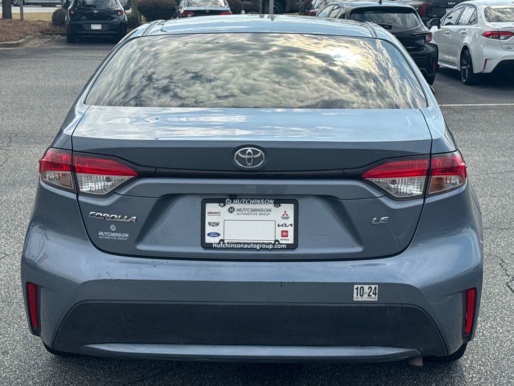 Used 2020 Toyota Corolla LE image 4