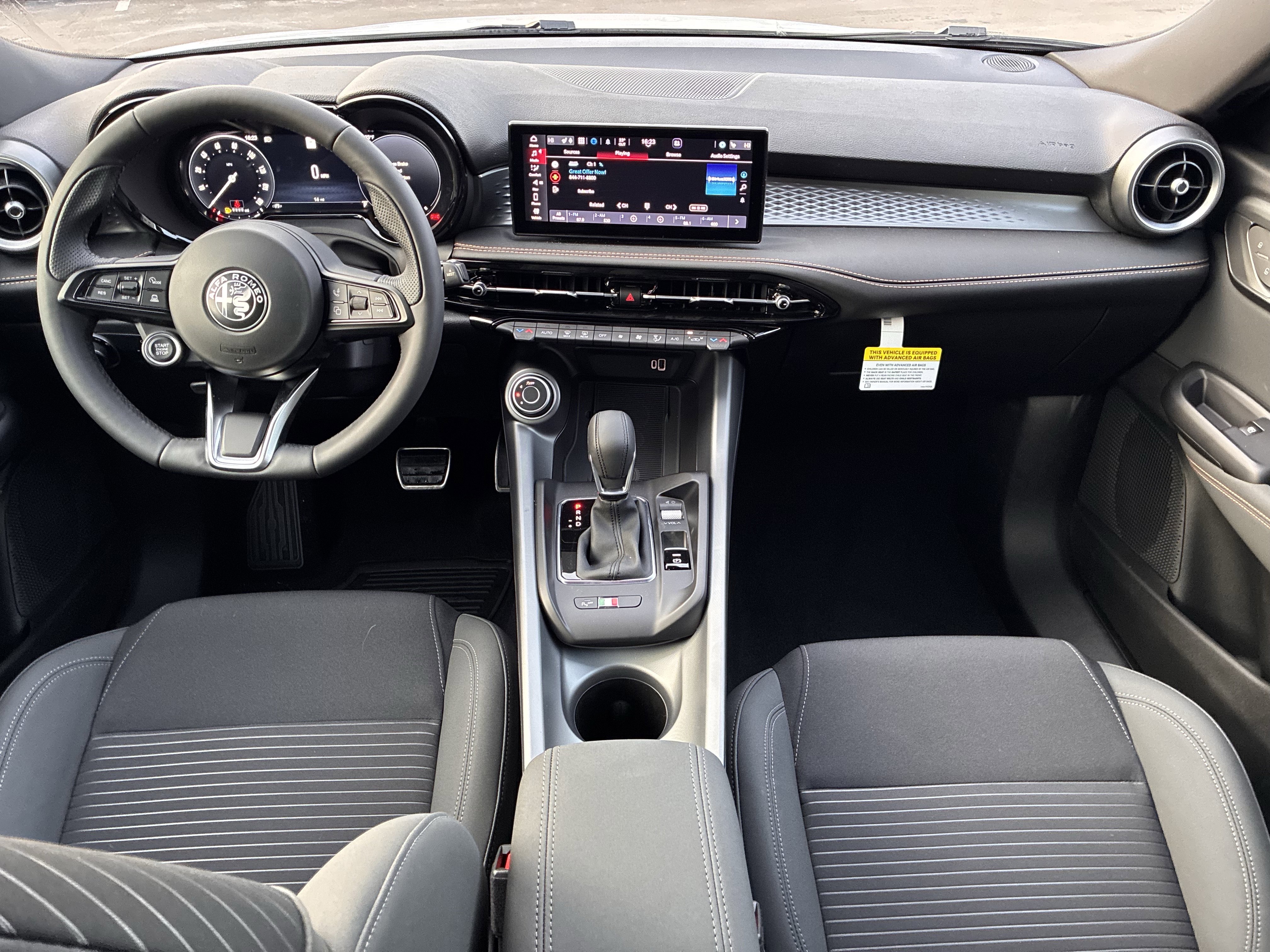 New 2026 Alfa Romeo Tonale Sprint AWD/4WD image 2