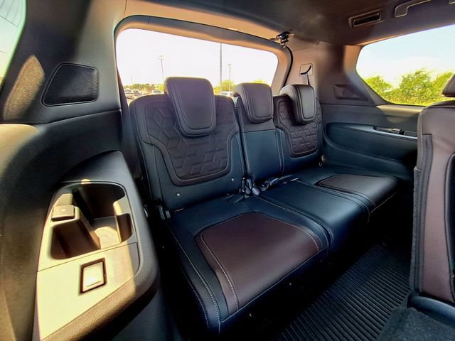 New 2026 Nissan Armada Platinum RWD image 32