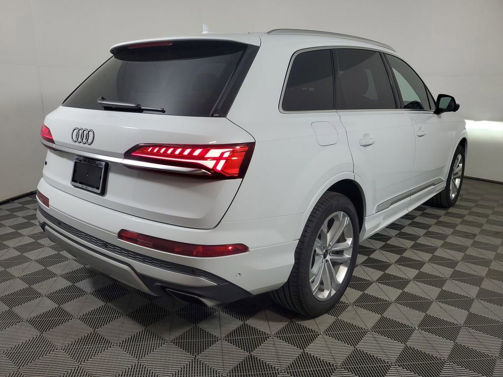 Used 2025 Audi Q7 3.0T Premium w/ Convenience Package image 6