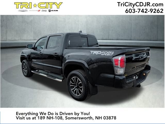 Used 2020 Toyota Tacoma TRD Sport w/ TRD Premium Sport Package image 3