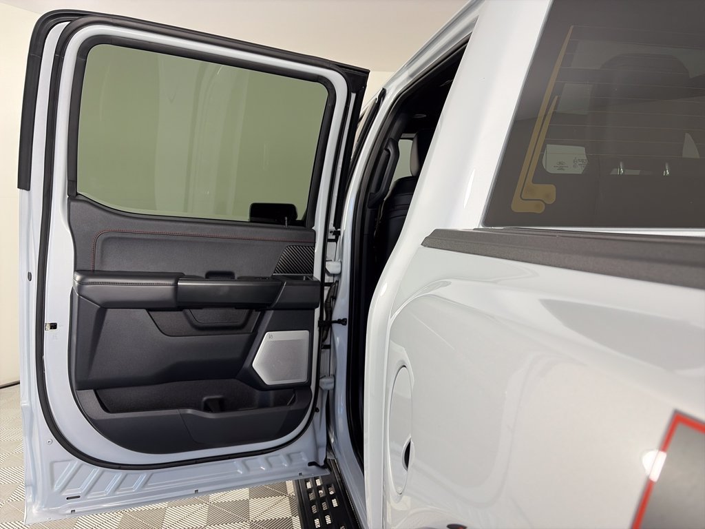Used 2025 Ford F150 Raptor AWD/4WD image 11