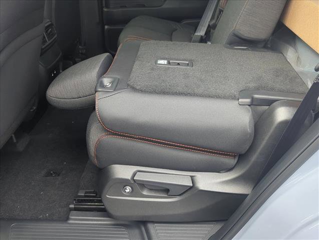 New 2026 Honda Pilot Sport image 4