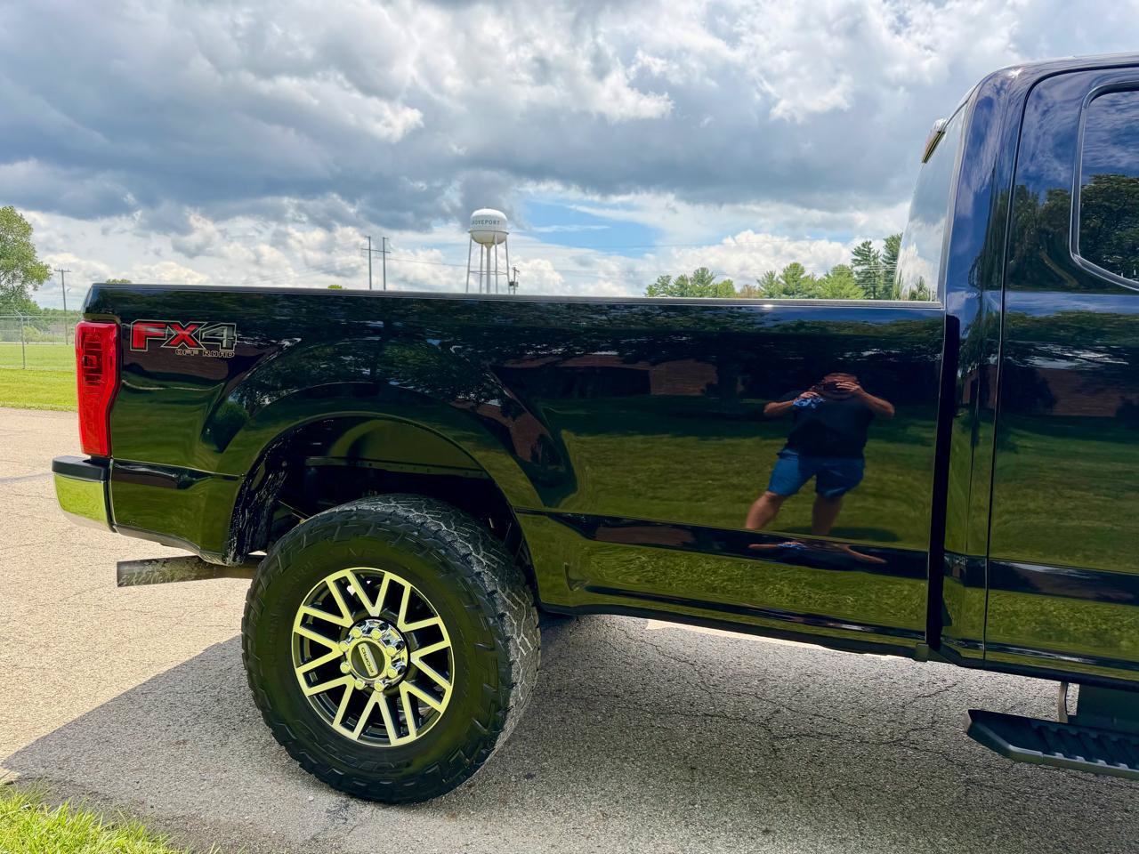 Used 2019 Ford F250 XLT w/ XLT Value Package AWD/4WD image 38