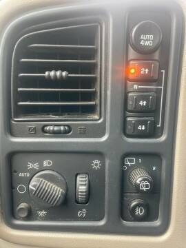 Used 2003 Chevrolet Suburban LT w/ LT Preferred Equipment Group image 14