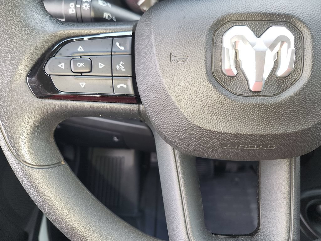 Used 2026 RAM ProMaster 2500 w/ Convenience Group FWD image 26