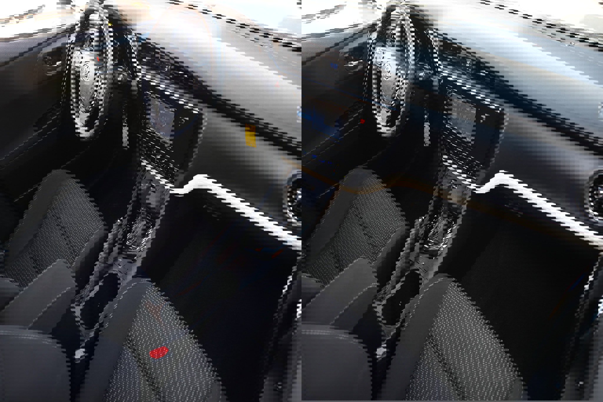 Used 2017 Toyota Corolla iM image 21