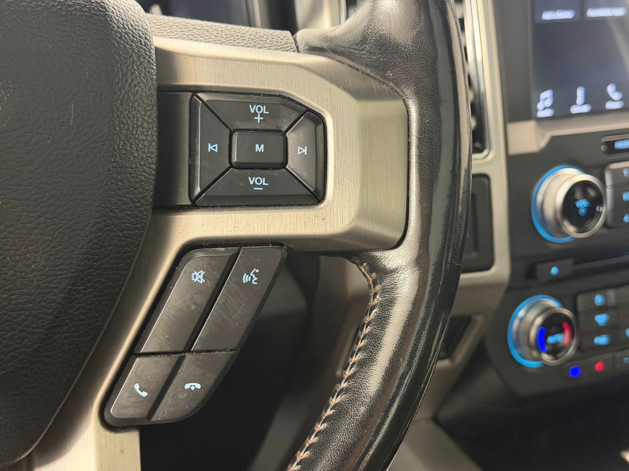 Used 2018 Ford F250 Platinum w/ Platinum Ultimate Package AWD/4WD image 28