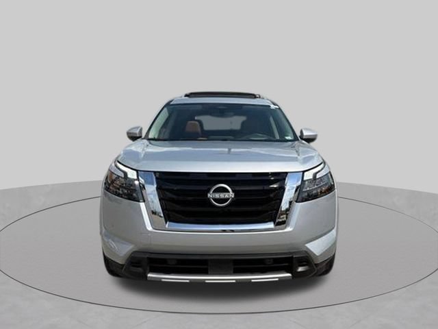 Used 2025 Nissan Pathfinder Platinum w/ Cargo Package AWD/4WD image 20