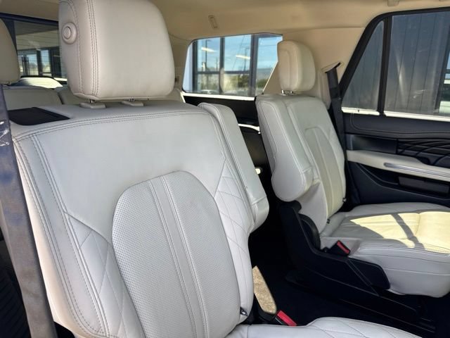 Used 2020 Ford Expedition Platinum AWD/4WD image 24