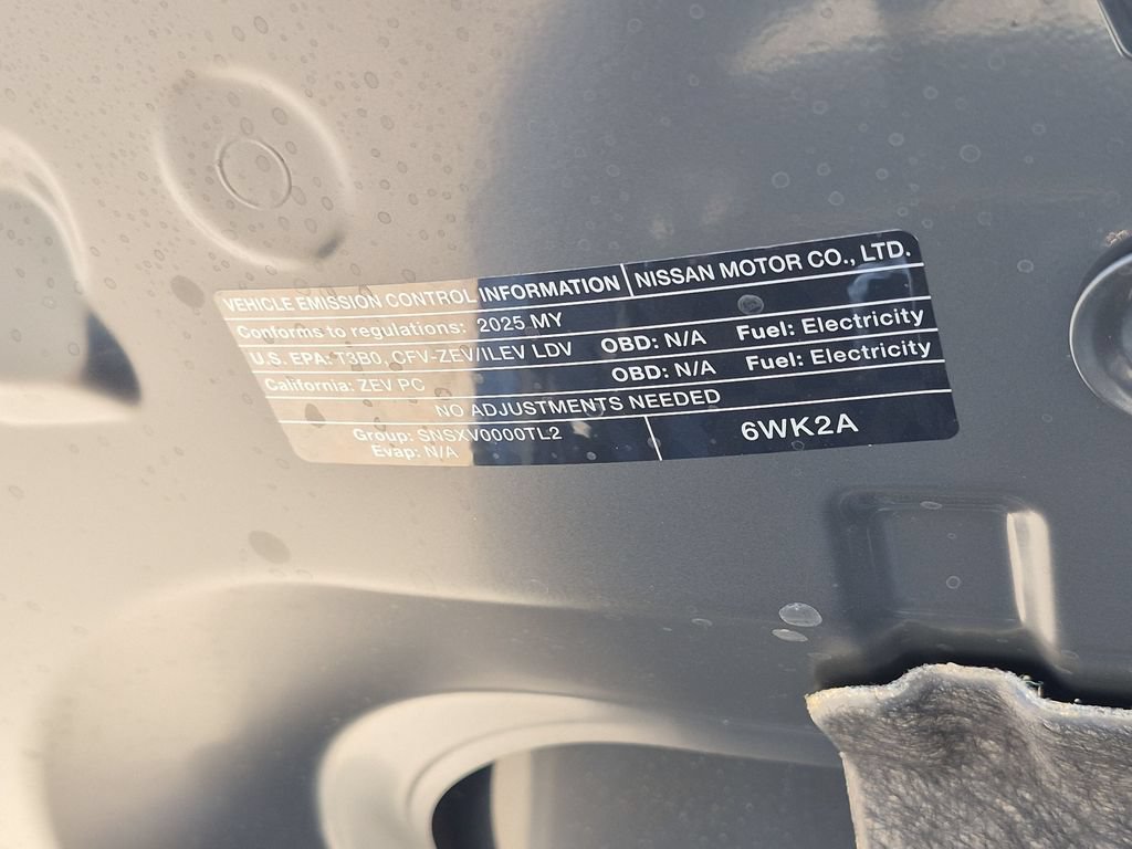 Certified 2025 Nissan Leaf S FWD image 38
