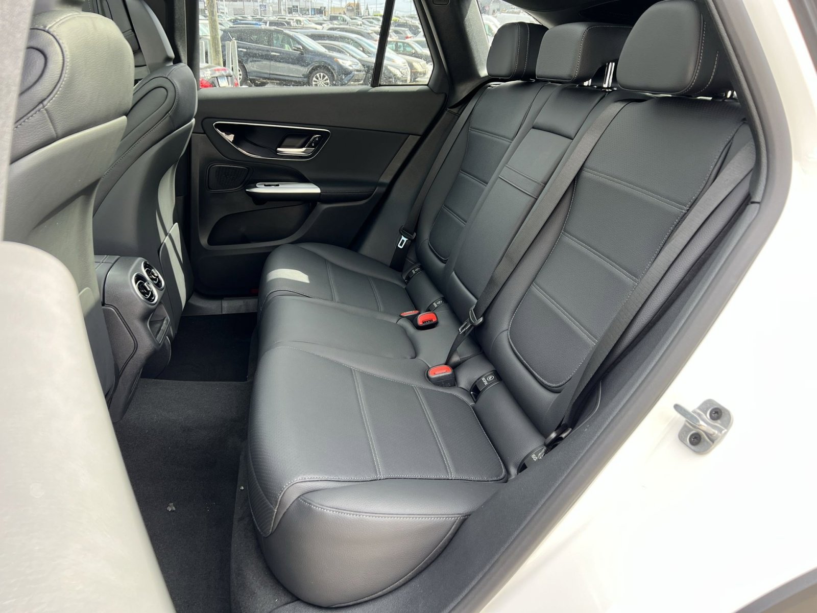 New 2026 Mercedes-Benz GLC 300 4MATIC image 23