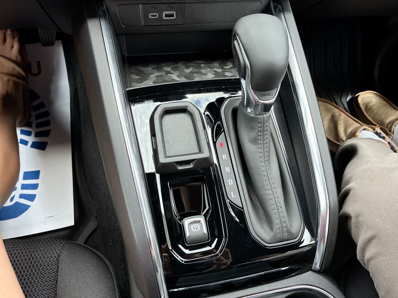 New 2026 GMC Canyon Elevation w/ Convenience Package RWD image 16