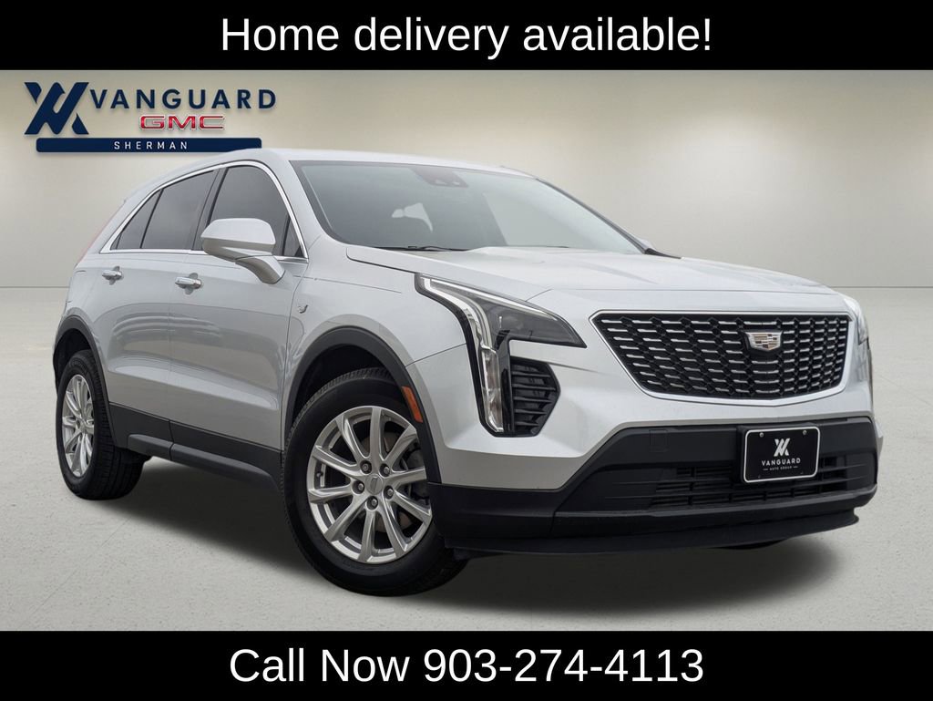 Used 2022 Cadillac XT4 Luxury image 2