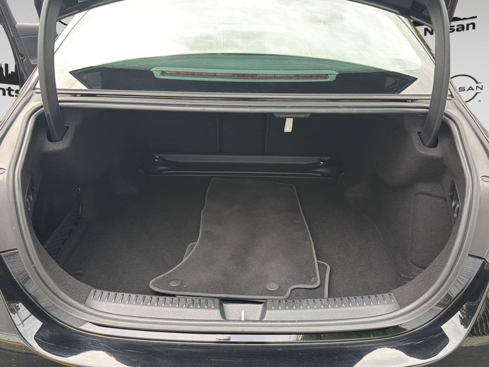 Used 2025 Mercedes-Benz E 350 4MATIC Sedan w/ Winter Package image 28