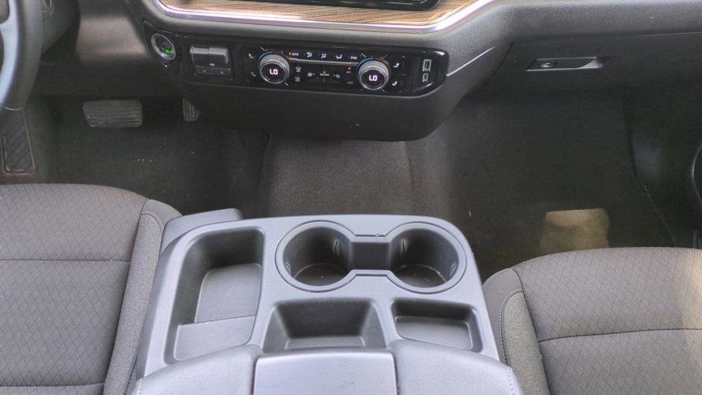 Used 2025 Chevrolet Silverado 1500 LT RWD image 15