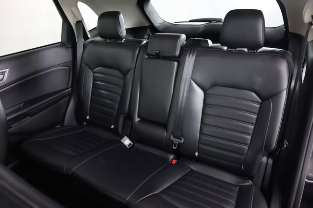 Certified 2023 Ford Edge SEL image 26