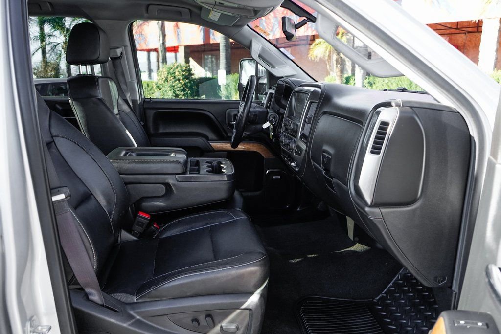 Used 2016 Chevrolet Silverado 2500 LTZ w/ Duramax Plus Package image 39