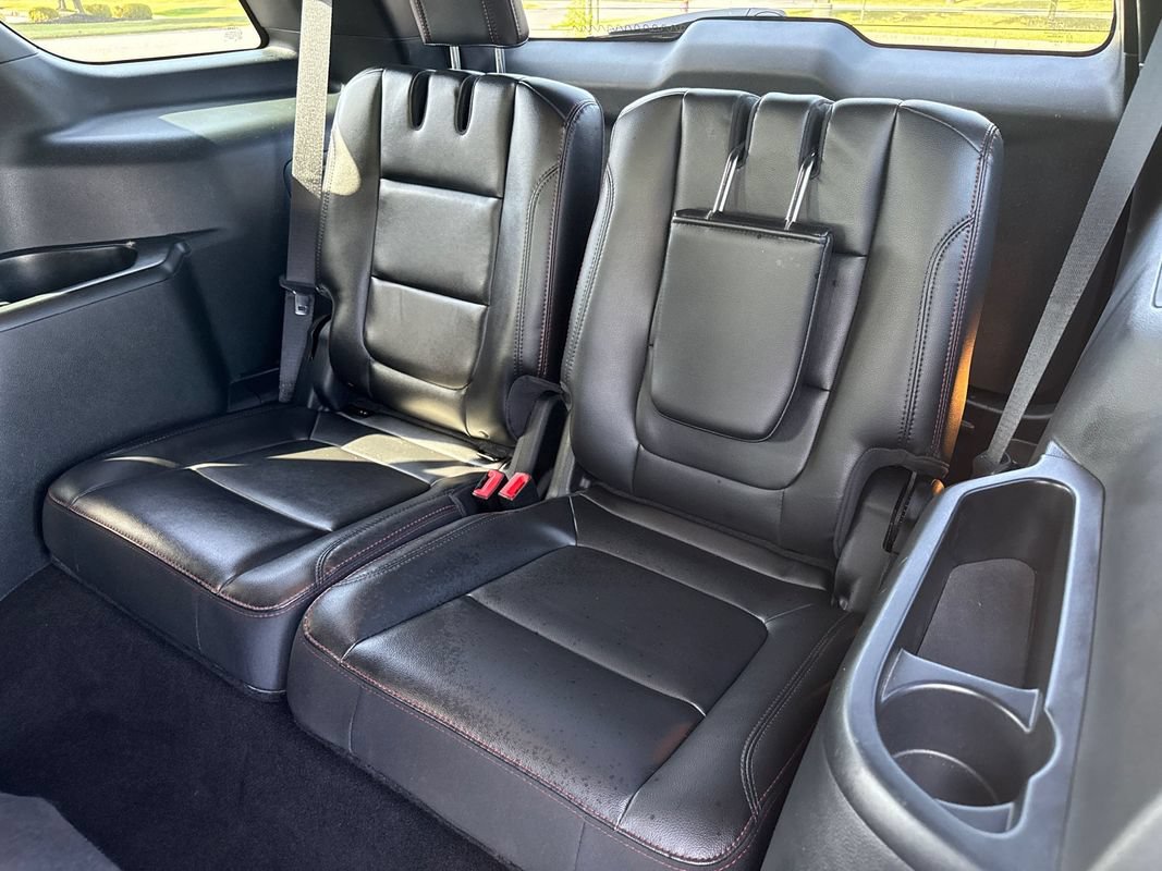 Used 2018 Ford Explorer Sport w/ Equipment Group 401A AWD/4WD image 12
