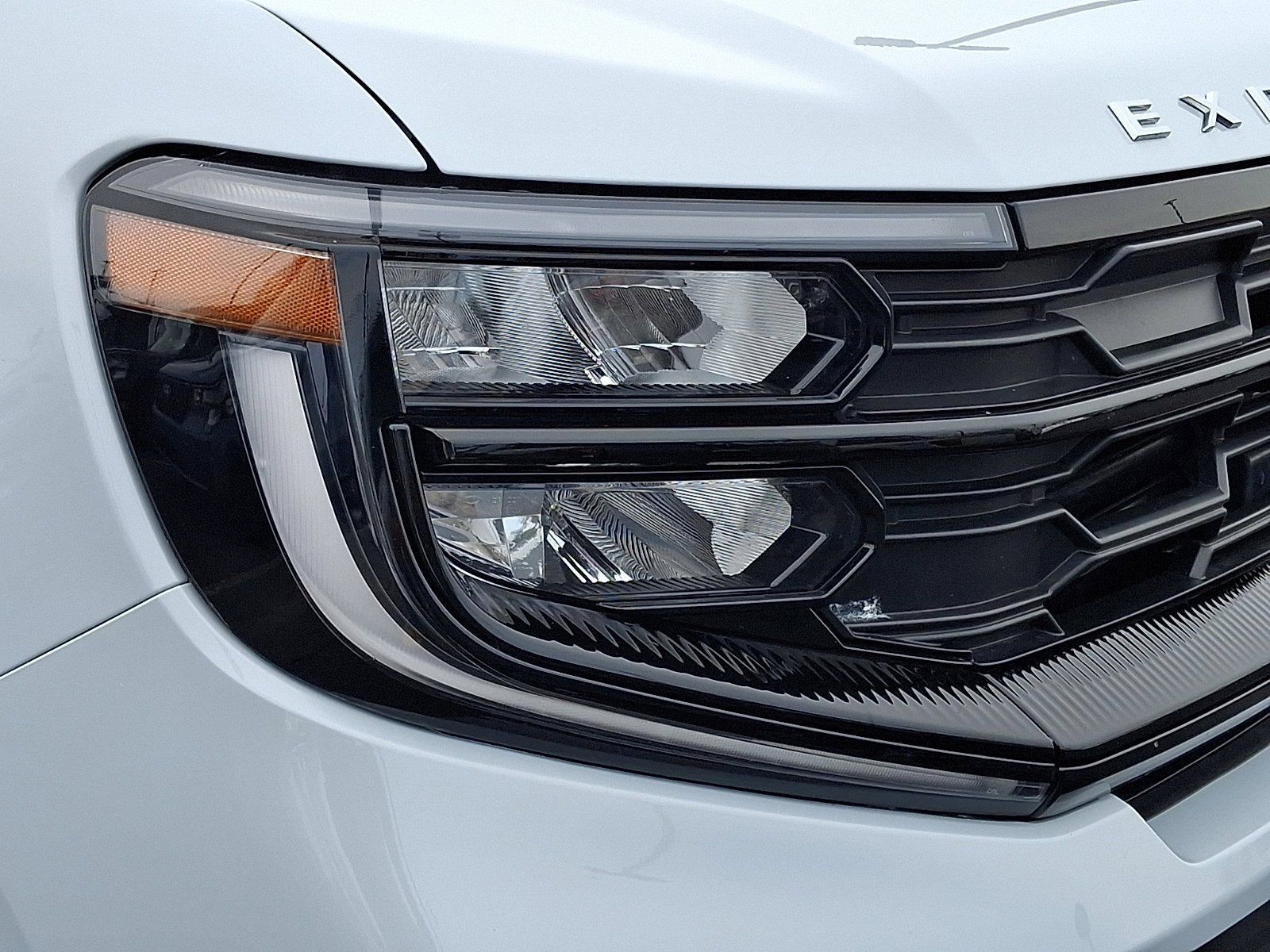 Used 2025 Ford Expedition Active image 9