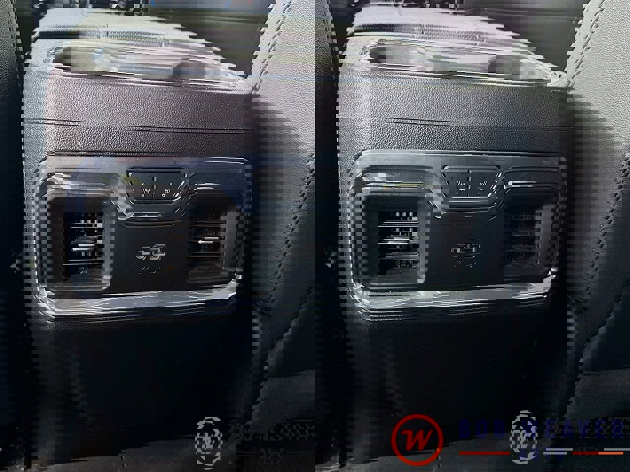 Used 2024 Chevrolet Silverado 2500 LTZ w/ LTZ Plus Package image 27