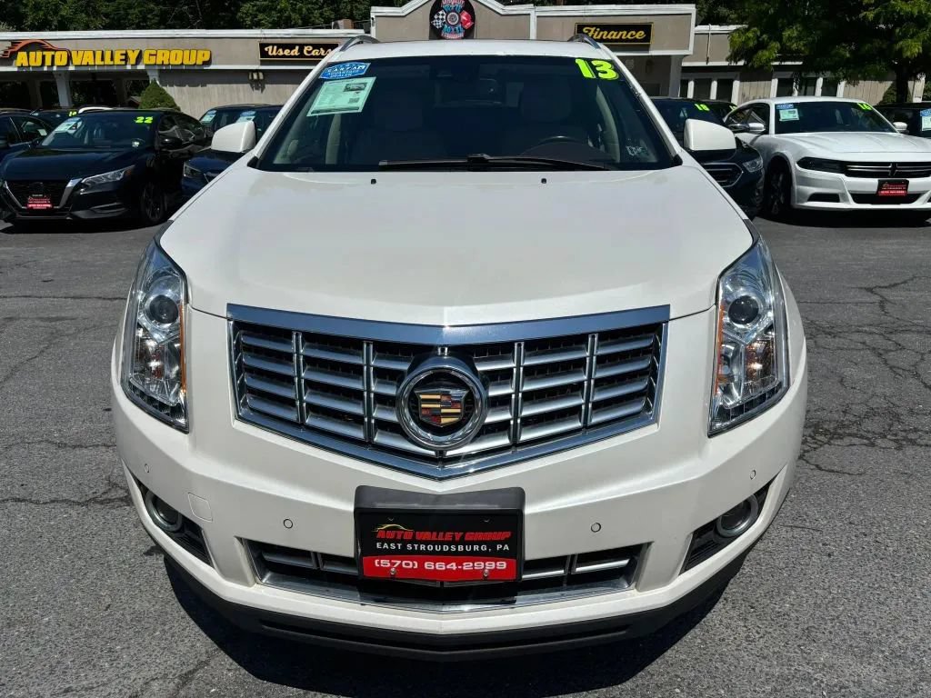 Used 2013 Cadillac SRX Luxury w/ Driver Awareness Package AWD/4WD image 3