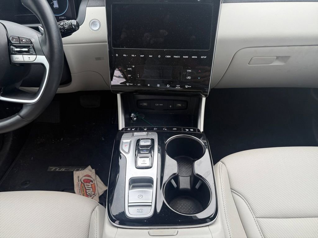 Certified 2023 Hyundai Tucson Limited w/ Winter Package FWD image 11