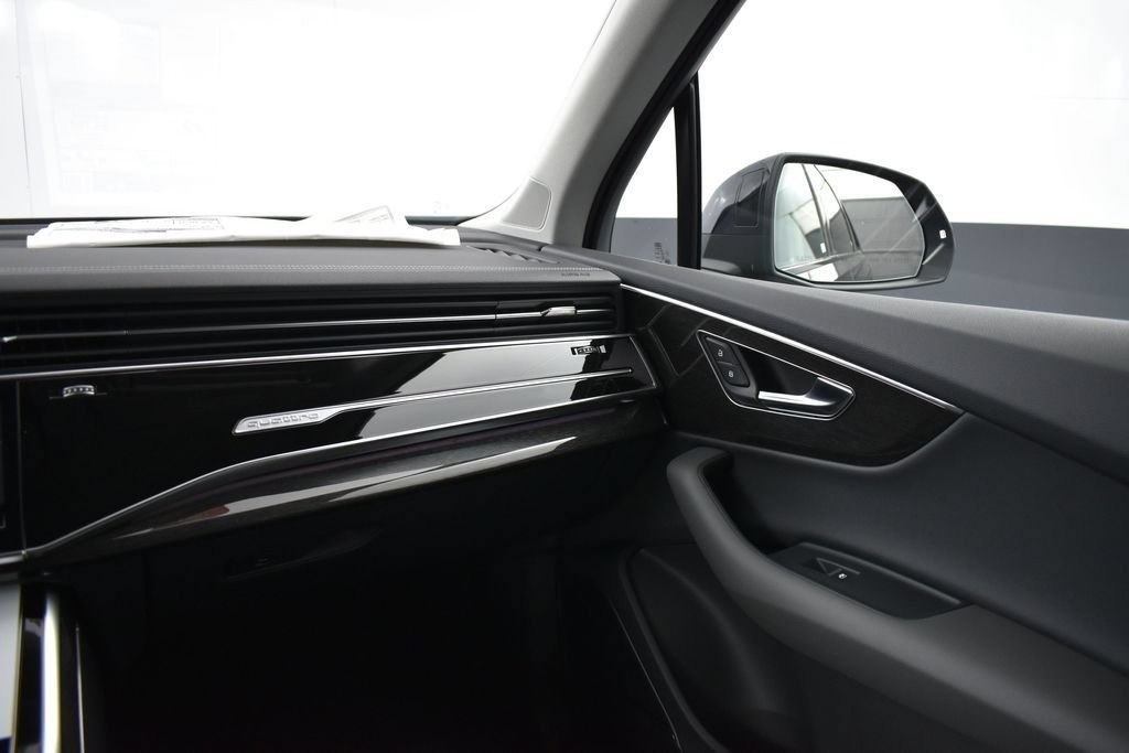 New 2026 Audi Q7 2.0T Premium AWD/4WD image 12