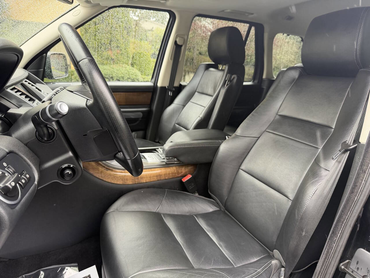Used 2012 Land Rover Range Rover Sport HSE AWD/4WD image 11