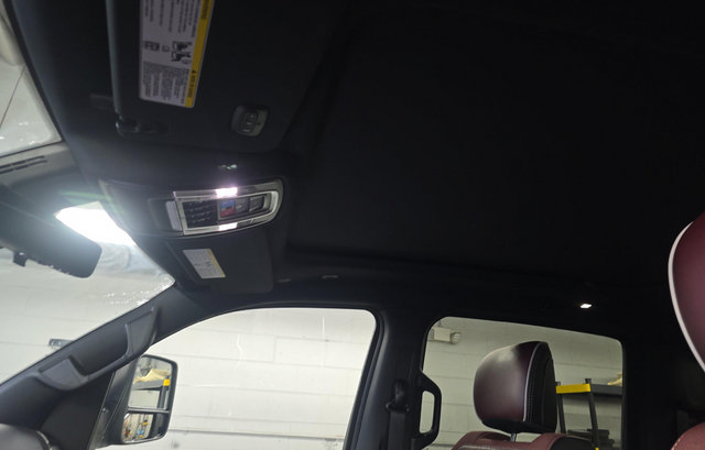 Used 2025 RAM 1500 Limited AWD/4WD image 7