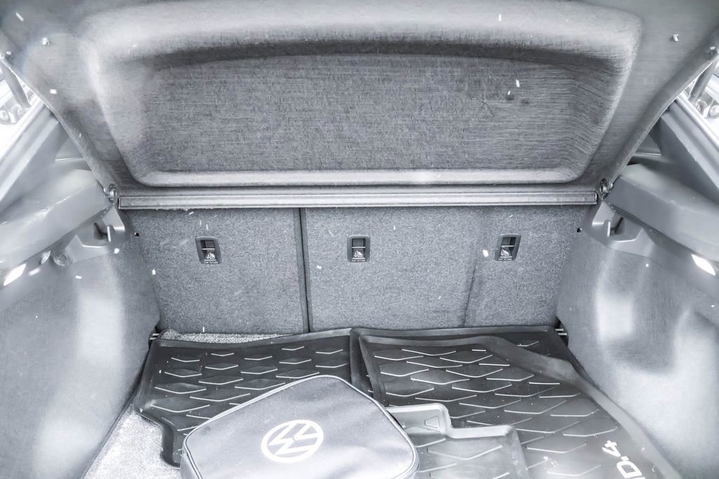 Certified 2023 Volkswagen ID.4 Pro image 27