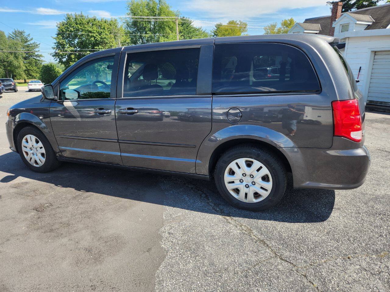 Used 2016 Dodge Grand Caravan SE w/ Quick Order Package 29E SE FWD image 8