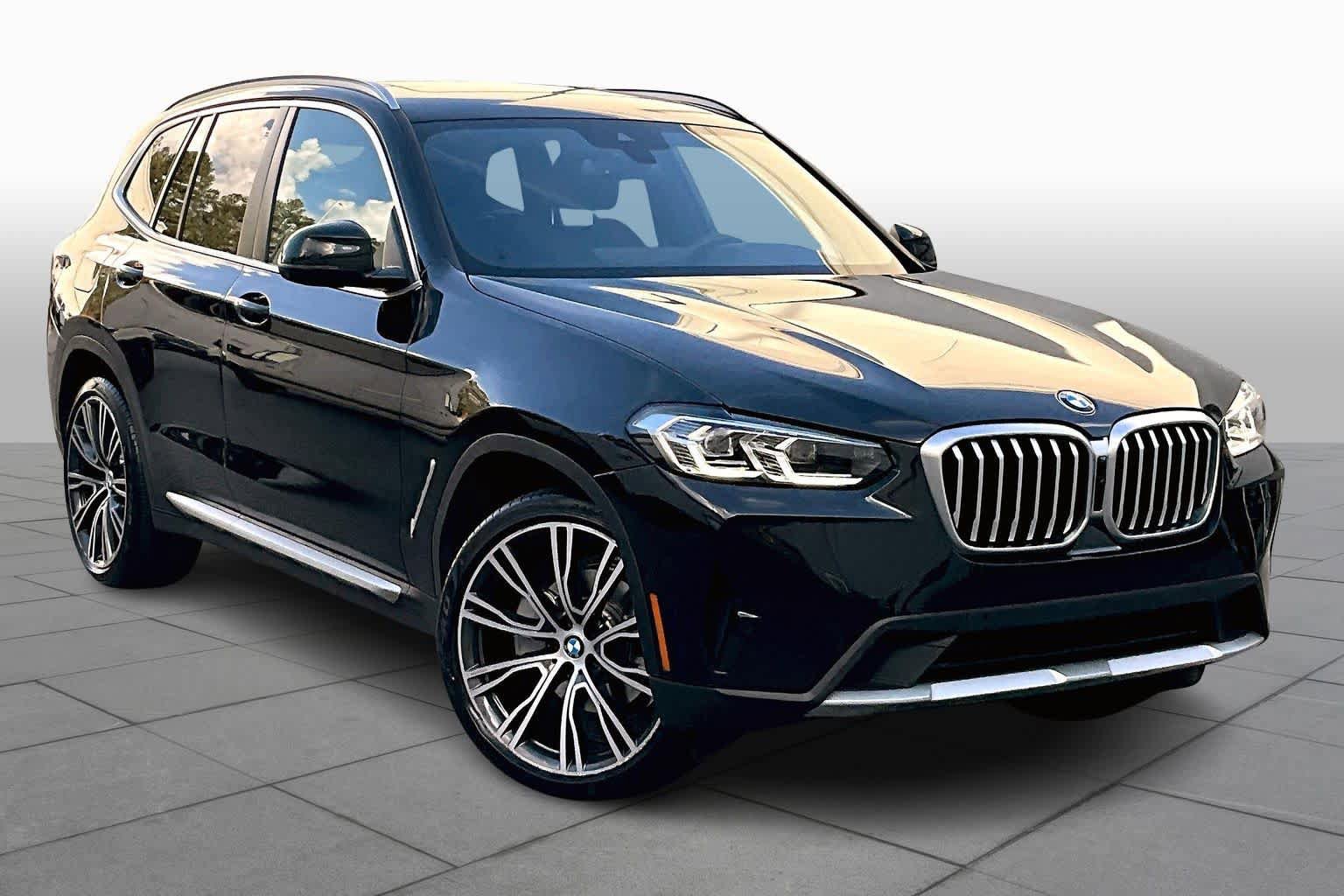 Used 2024 BMW X3 xDrive30i w/ Premium Package AWD/4WD image 3