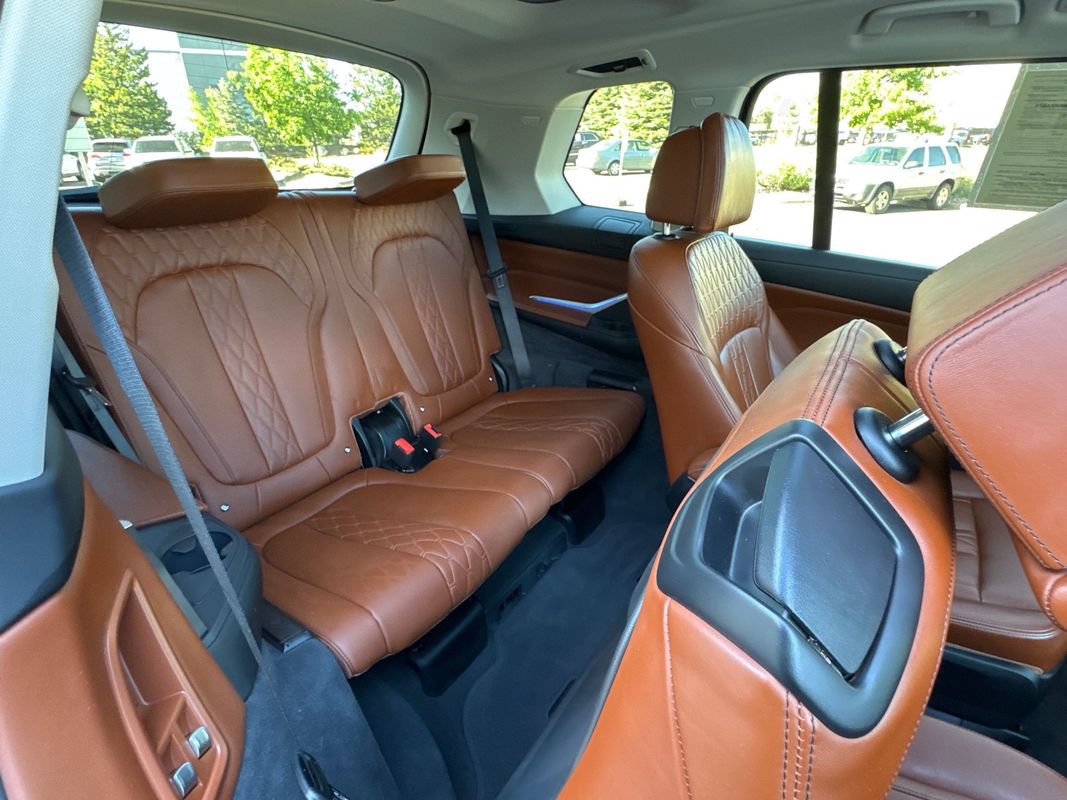 Used 2019 BMW X7 xDrive40i w/ Luxury Seating Package AWD/4WD image 23