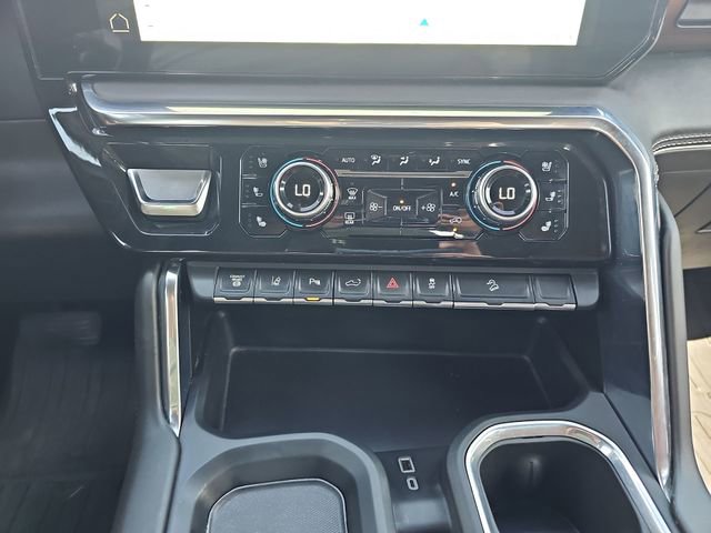 Used 2024 GMC Sierra 2500 Denali Ultimate AWD/4WD image 17