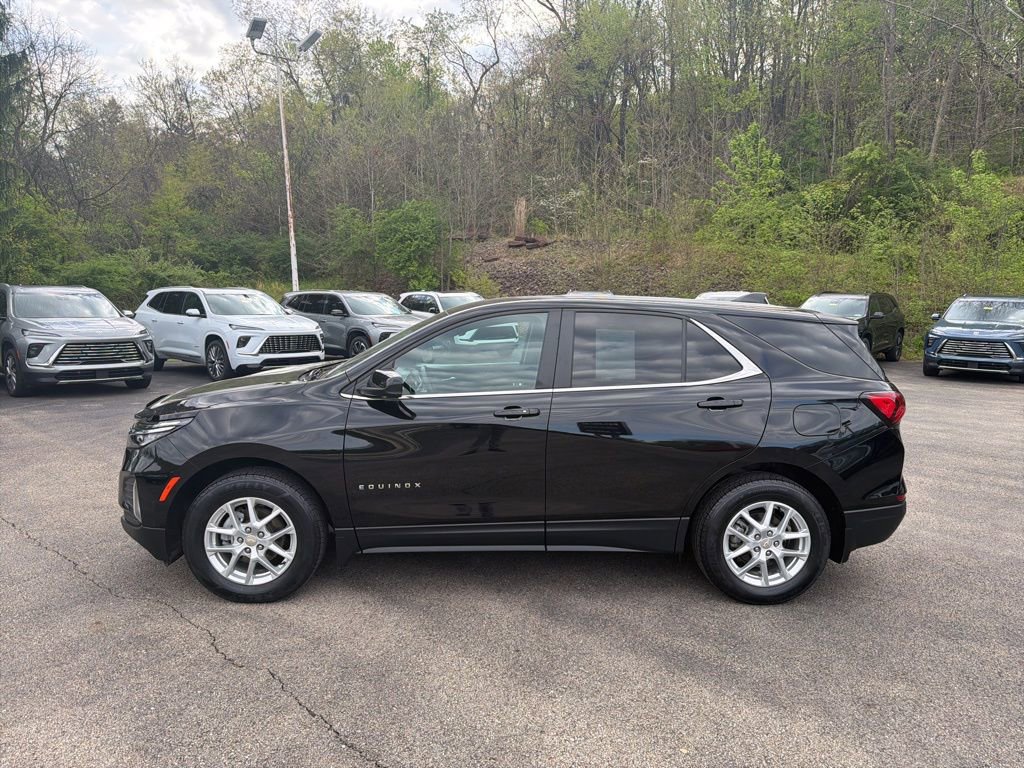 Used 2024 Chevrolet Equinox LT w/ LPO, Floor Liner Package AWD/4WD image 6