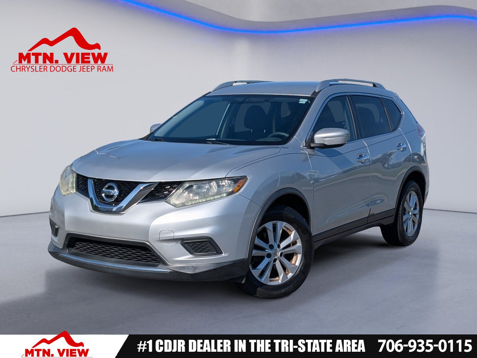 Used 2015 Nissan Rogue SV FWD video 1