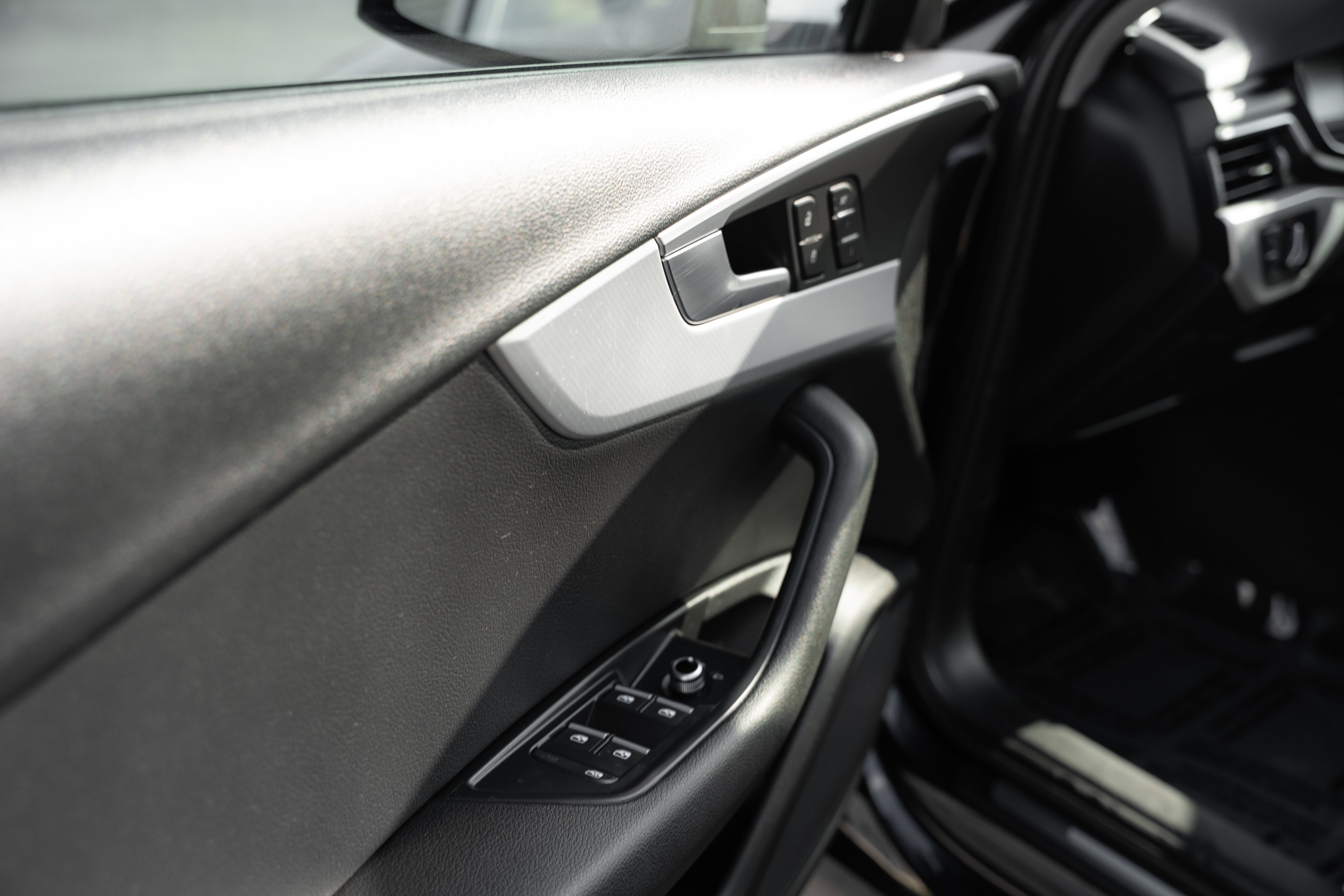 Used 2017 Audi A4 2.0T Premium w/ Convenience Package image 20